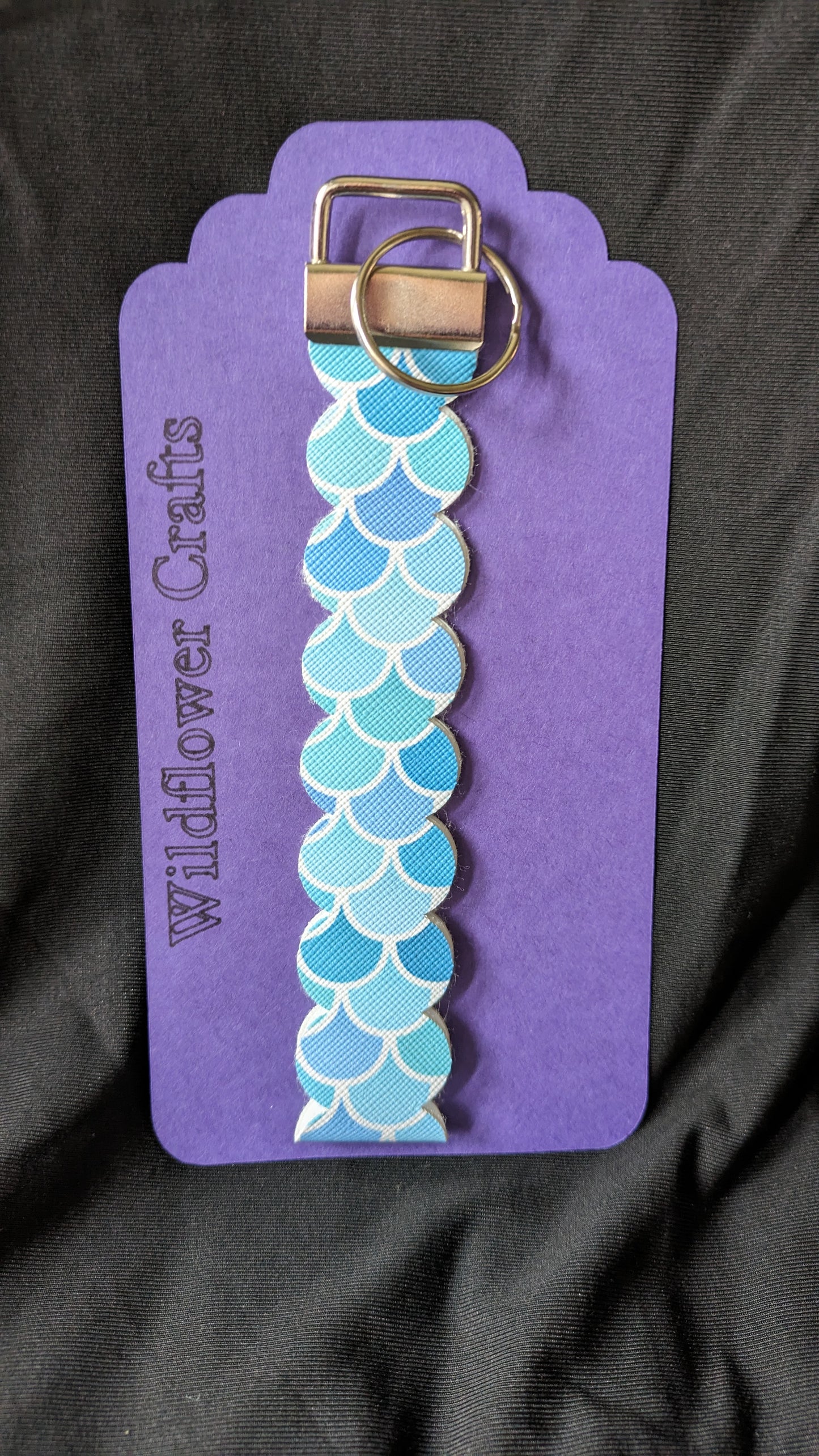 Scallop wristlet